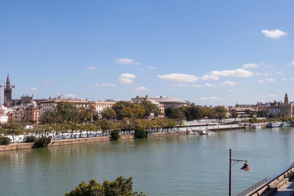 Green-Apartments Puente De Triana Seville Exterior photo